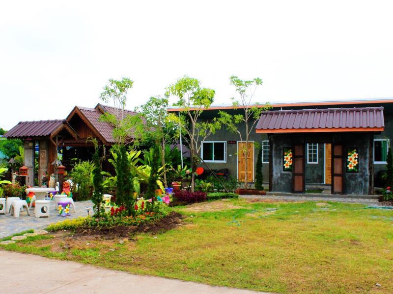 Baan Suanjit Resort photo 5