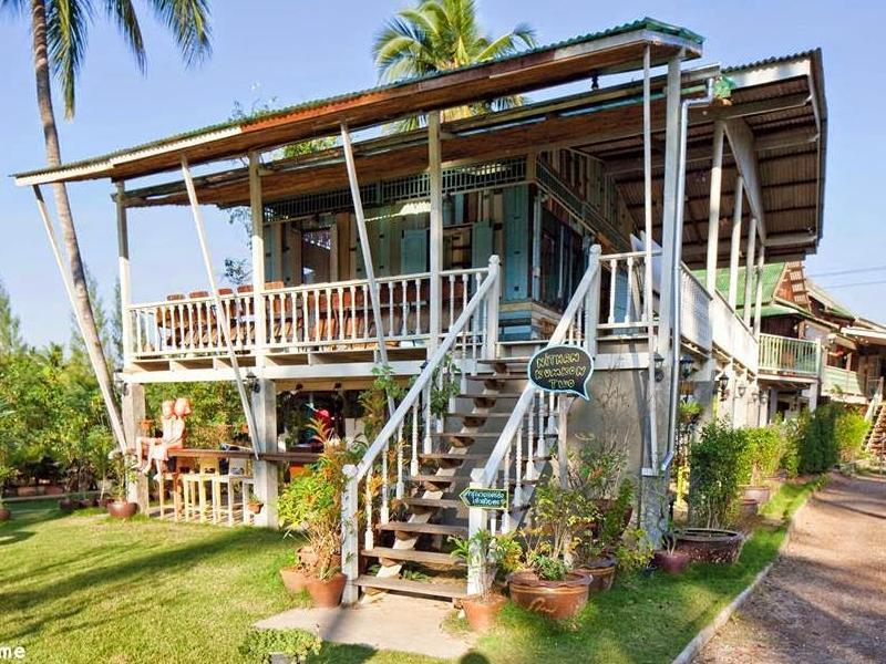 Nithankumkon 2 Bed & Breakfast