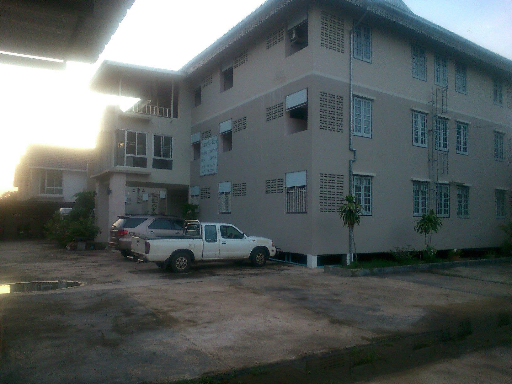 Zwa Hotel Amnatcharoen photo 3