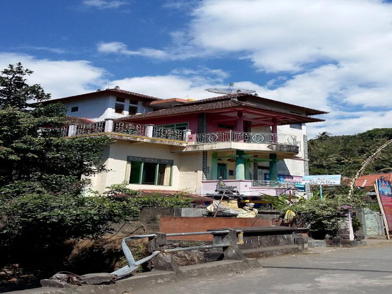 Lotus Guesthouse Sudaji photo 2