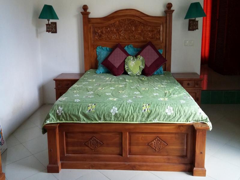 Lotus Guesthouse Sudaji photo 5