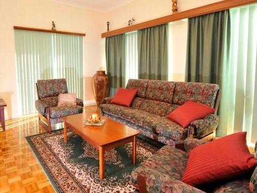 Homestead Bed & Breakfast photo 2