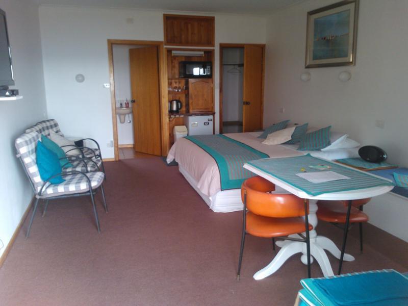Rocky Glen Retreat King Island photo 2