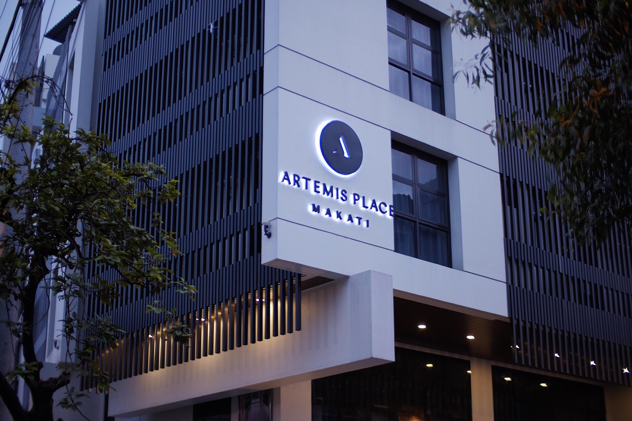 Artemis Place Makati Hotel image 1