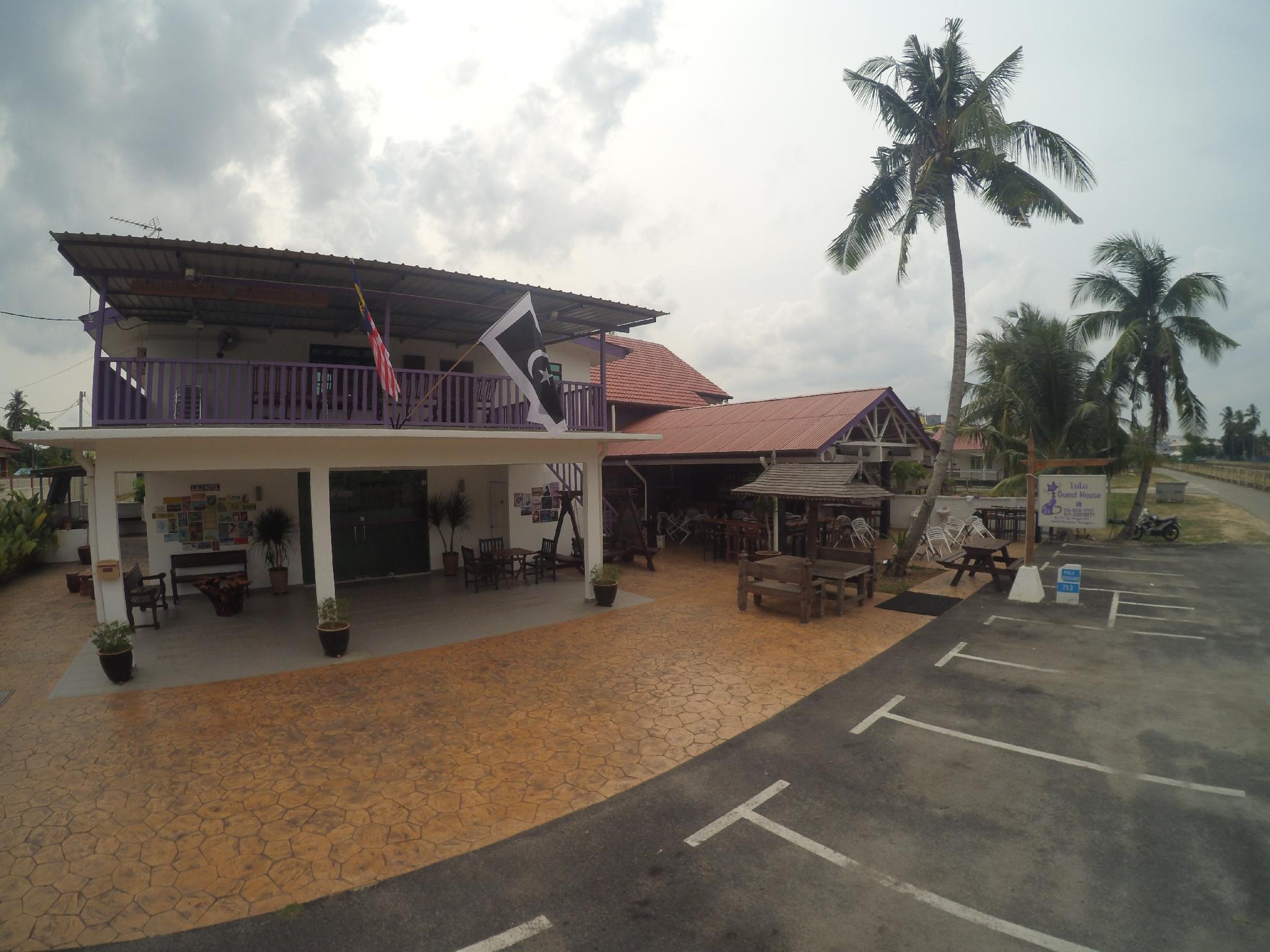 Lulu Hotel photo 4