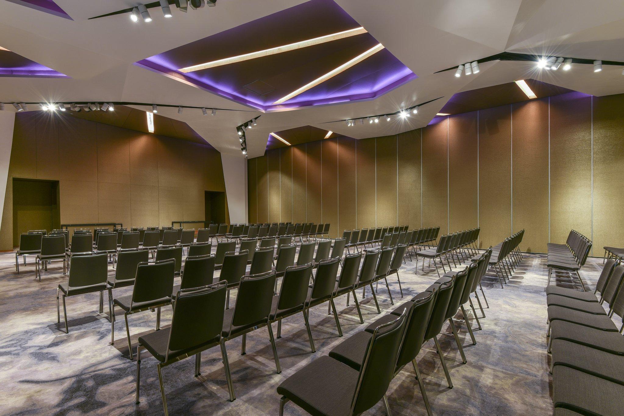 Meeting room  or  ballrooms