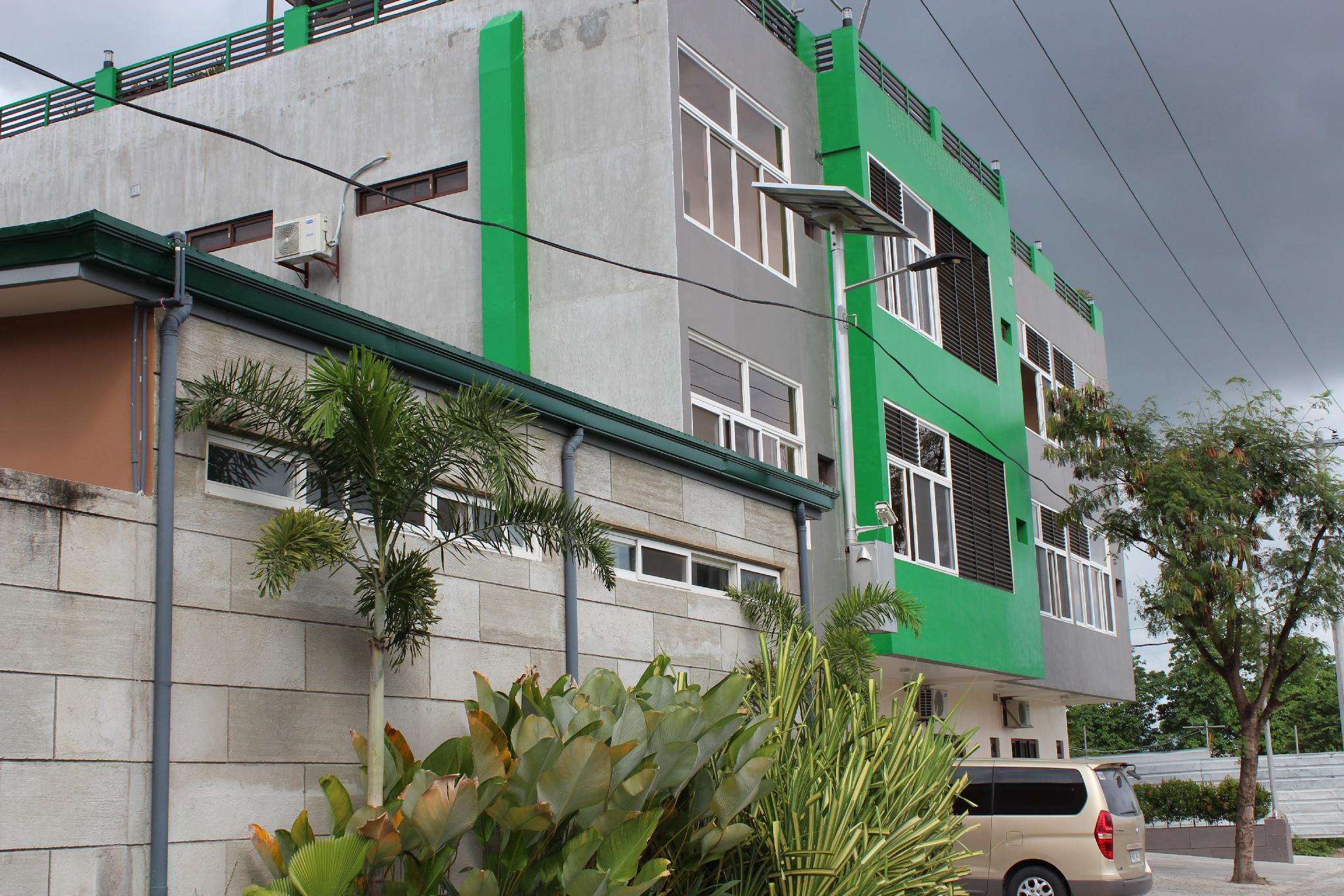 OYO 390 Ben's Green Town photo 4