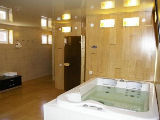 Crystal Hotel