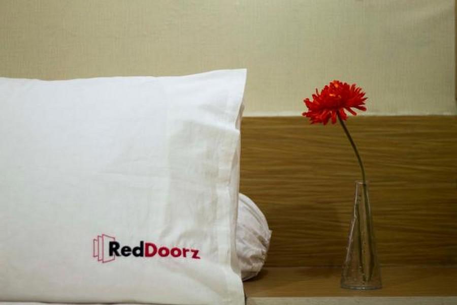RedDoorz Premium near Greenbelt Makati グリーンベルト Philippines thumbnail