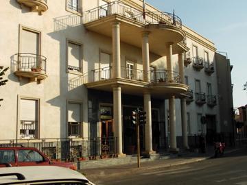 Mariano IV Palace Hotel image 1