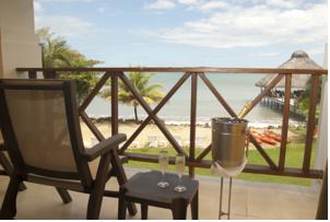 Playa Tortuga Hotel and Beach Resort ボカスデルトロ Panama thumbnail