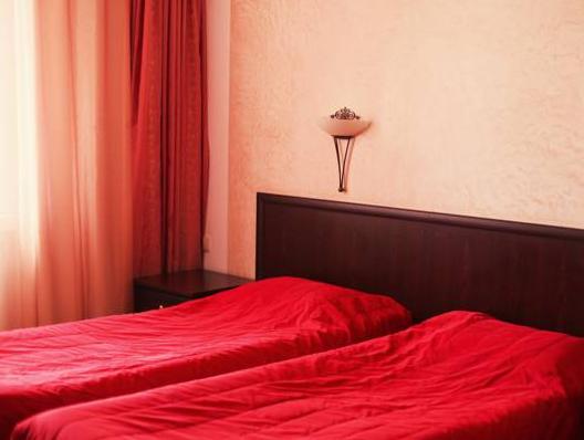 Golden Embankment Hotel photo 4
