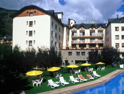 Apartamentos Pessets Adelaida