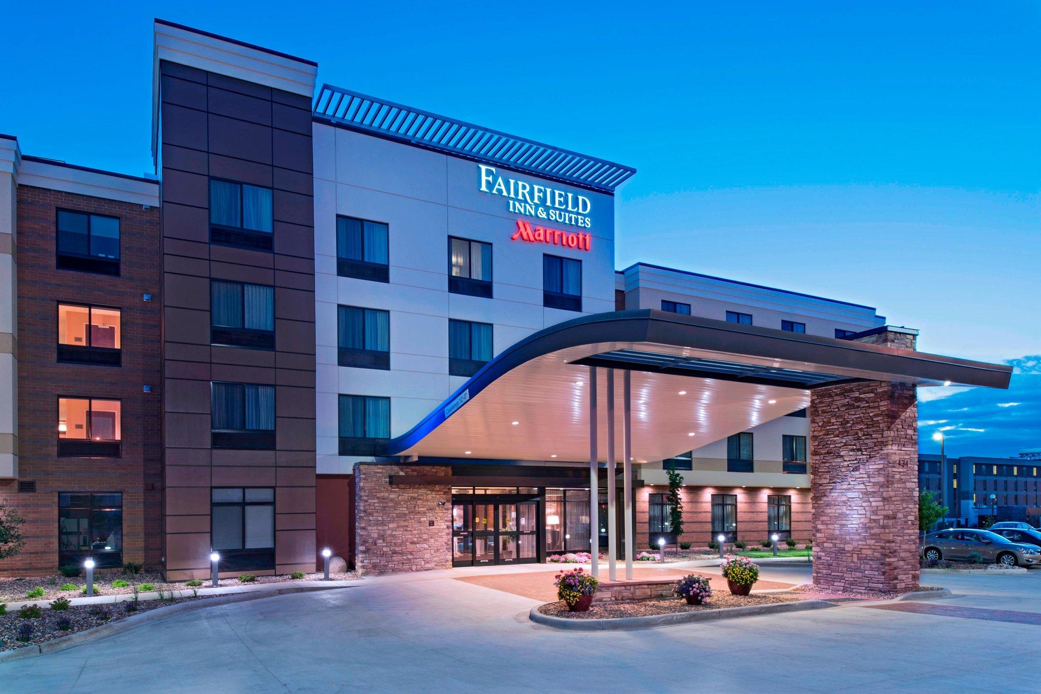 Fairfield Inn & Suites by Marriott La Crosse Downtown image 1