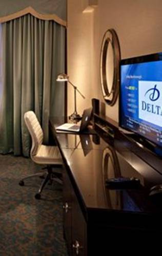 Delta Hotels by Marriott Bessborough image 1