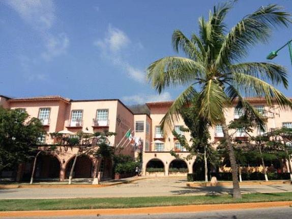 Hotel Castillo Huatulco image 1