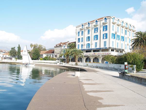 Hotel Palma Tivat 티바트 Montenegro thumbnail