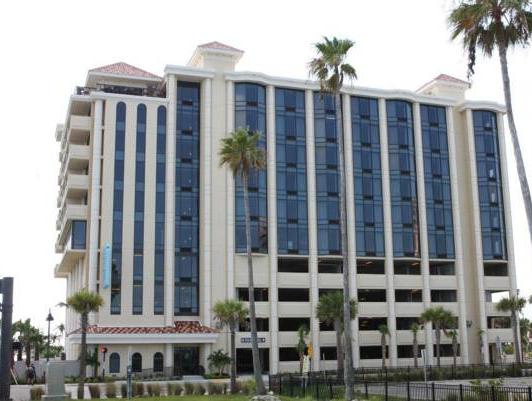 Pier House 60 Clearwater Beach Marina Hotel image 1