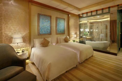 Chateau Star River Pudong Shanghai Room Type - Deluxe Twin Bed