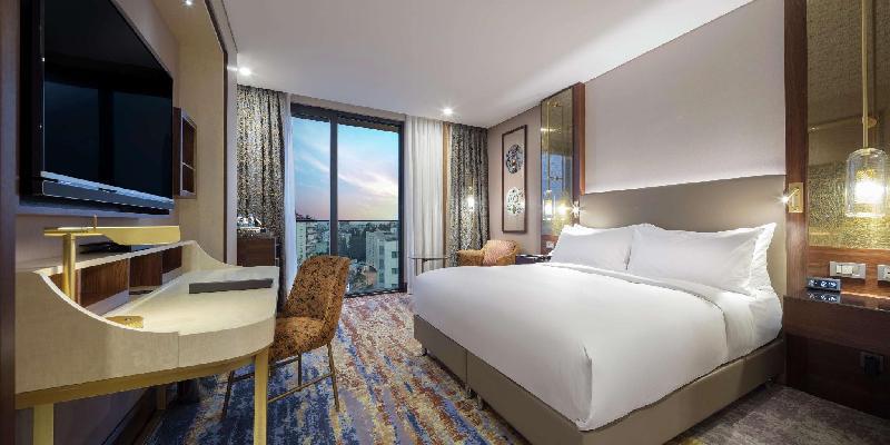 DoubleTree By Hilton Antalya City Centre Room Type - King Room with City View