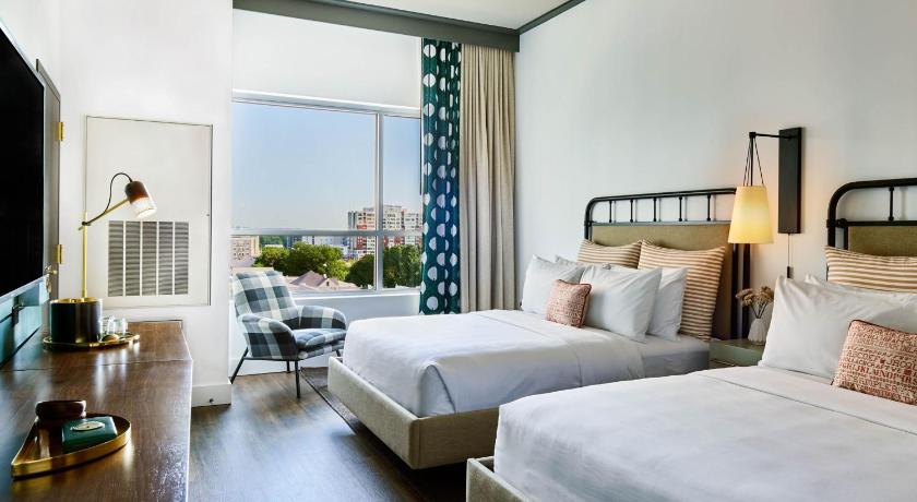 The Casso, Raleigh, a Tribute Portfolio Hotel - Tap to explore photos