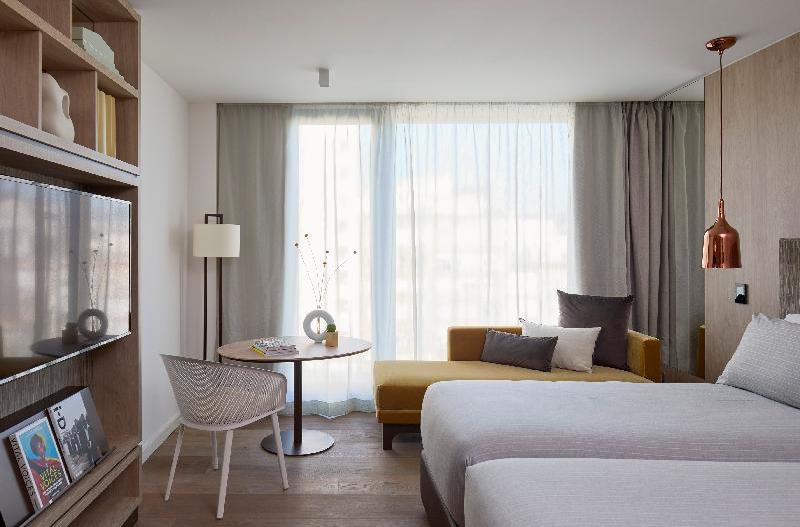 ME Barcelona Room Type - Always ME City View