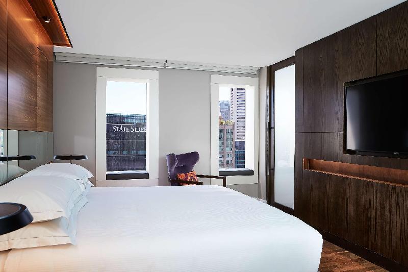 Hilton Sydney Room Type - CITY VIEW SUITE