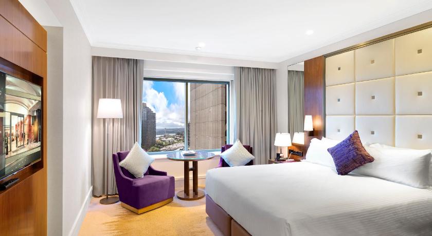 Amora Hotel Jamison Sydney Room Type - Deluxe Tower King Room