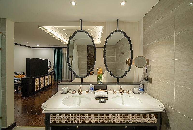 Potique Hotel Room Type - Suite King