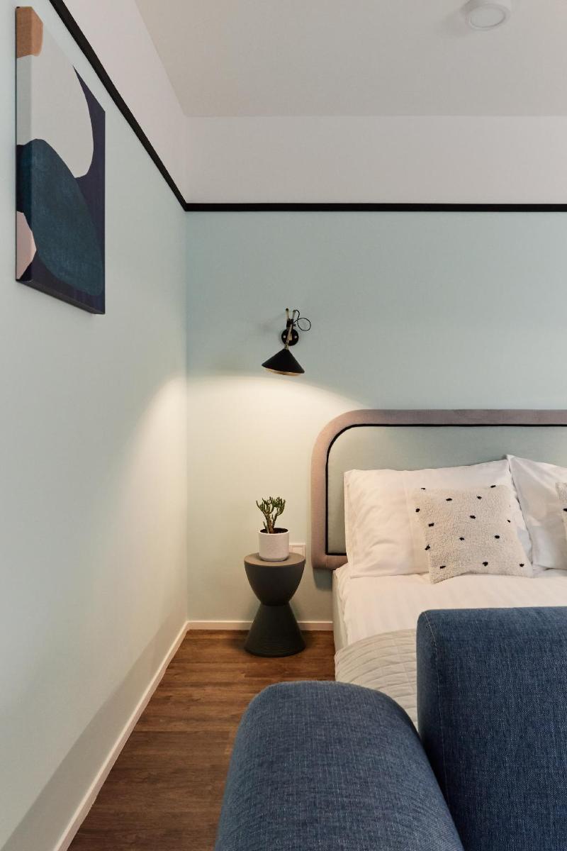 The Amberlyn Suite Hotel - Tap to explore photos
