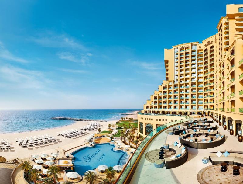 Fairmont Ajman Room Type - Deluxe Sea View Double