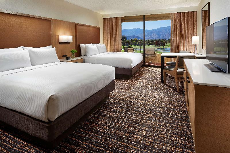 DoubleTree by Hilton Hotel Golf Resort Palm Springs - Tap to explore photos