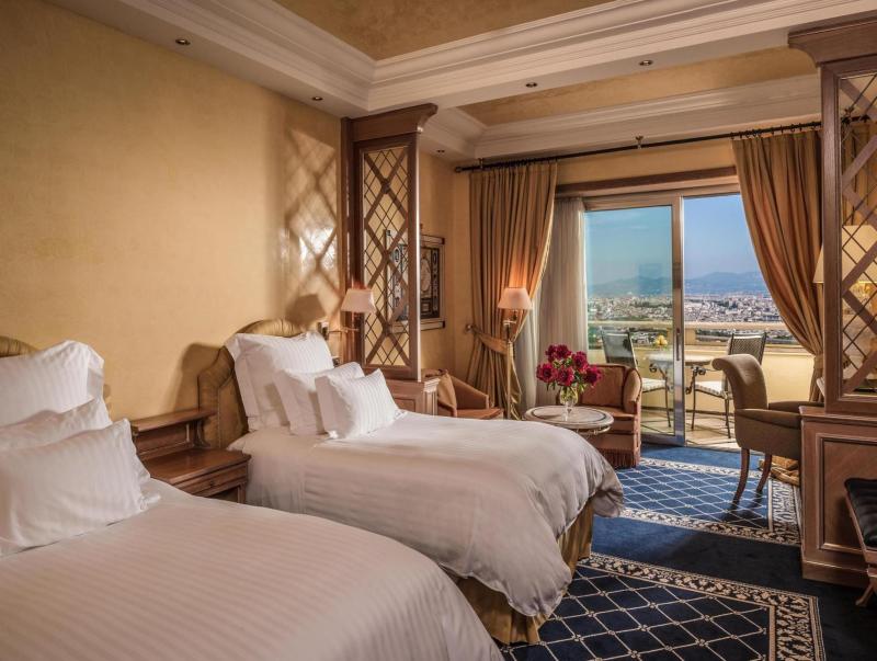 Rome Cavalieri, A Waldorf Astoria Hotel by Hilton Room Type - TWIN DLX PREMIUM ROME VIEW