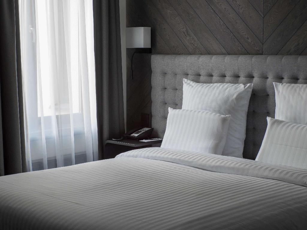 Pullman Riga Old Town (Renovated 2025) Room Type - Superior Room, 1 King Size Bed