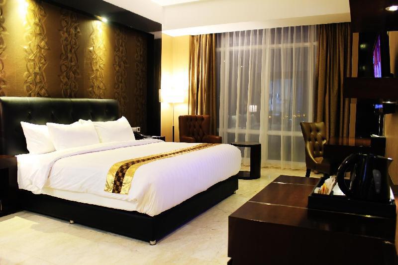Grand Mercure Solo Baru - Tap to explore photos