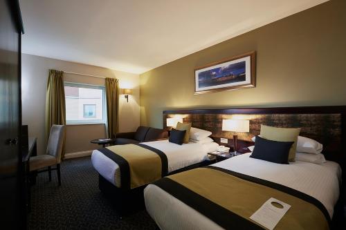 Millennium & Copthorne Hotels At Chelsea Football Club Room Type - Standard Twin Room