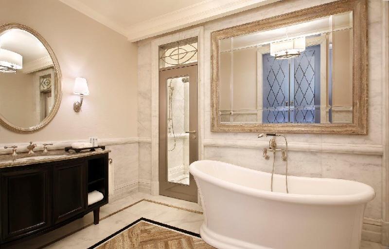 Al Habtoor Palace Room Type - Suite, 1 King Bed (Empire)