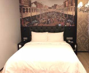 FX Hotel Tainan - Tap to explore photos