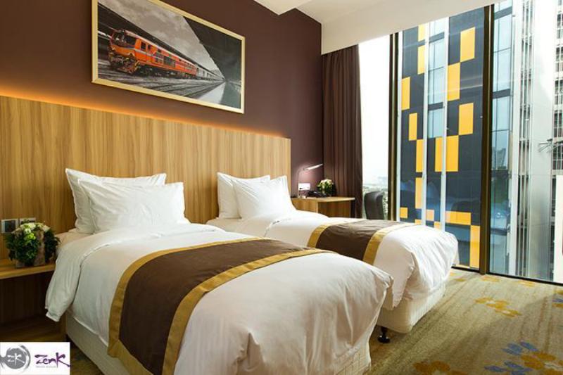 Bay Hotel Ho Chi Minh - Tap to explore photos