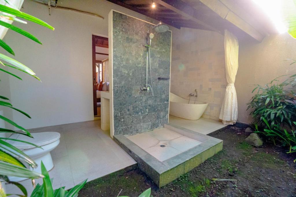 Kakul Villas & Suites Room Type - Three Bedroom Villa with Private Pool, Bathtub and Kitchen Kakul Villas & Suites Room Type - Three Bedroom Villa with Private Pool, Bathtub and Kitchen