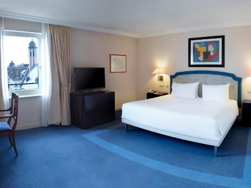 Hilton Brussels Grand Place Room Type - Executive King Room - Lounge Access