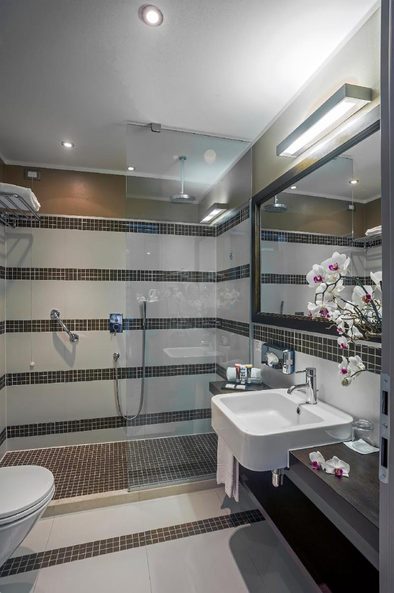 Ramada Plaza Milano Room Type - Room STANDARD