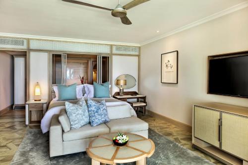 One&Only Le Saint Geran Room Type - Beach Front Balcony Suite