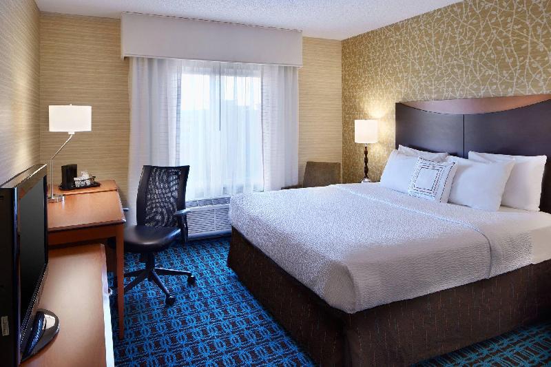 Fairfield Inn & Suites Columbus Polaris - Tap to explore photos