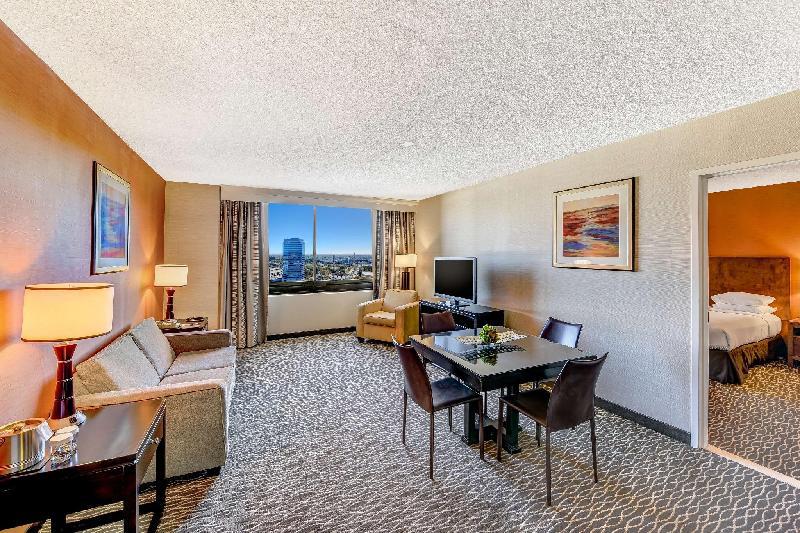 Hotel Fera Anaheim, a DoubleTree by Hilton Room Type - King Studio Suite with Sofa Bed Hotel Fera Anaheim, a DoubleTree by Hilton Room Type - King Studio Suite with Sofa Bed