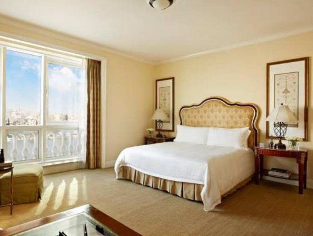 Four Seasons Hotel Cairo at First Residence Room Type - Room SUPERIOR