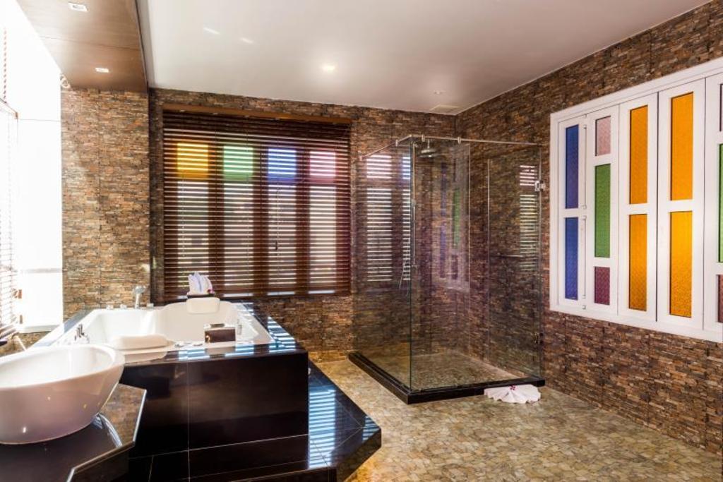 Nipa Resort Room Type - Grand Suite