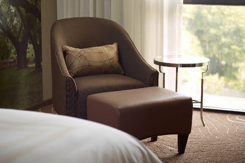 Atlanta Marriott Northwest at Galleria - Tap to explore photos
