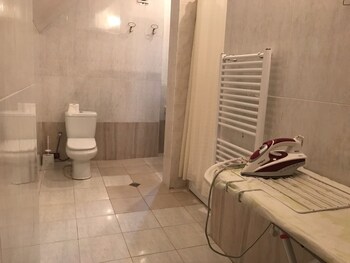 Rare house with garden in Tbilisi photo 4
