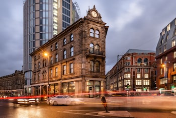 Hotel Indigo Manchester - Victoria Station image 1